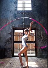 愛しのコスメイト  軟体ボディ新体操　鶴田かな