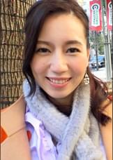 君島紗栄子さん 37歳 色白才女妻
