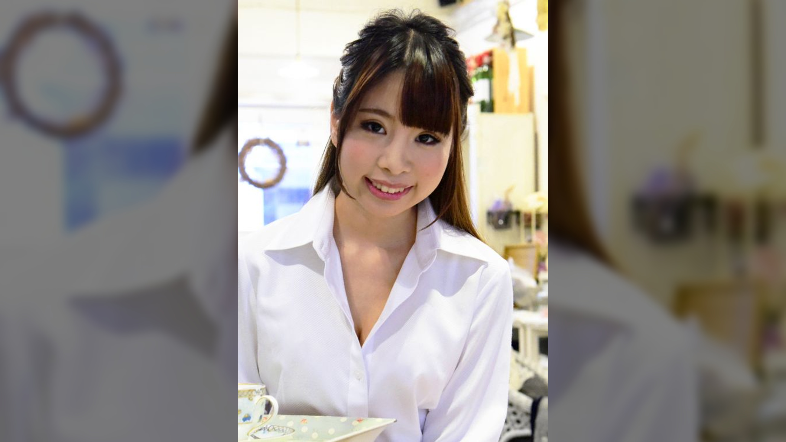ゆなさん　２０歳　カフェ店員