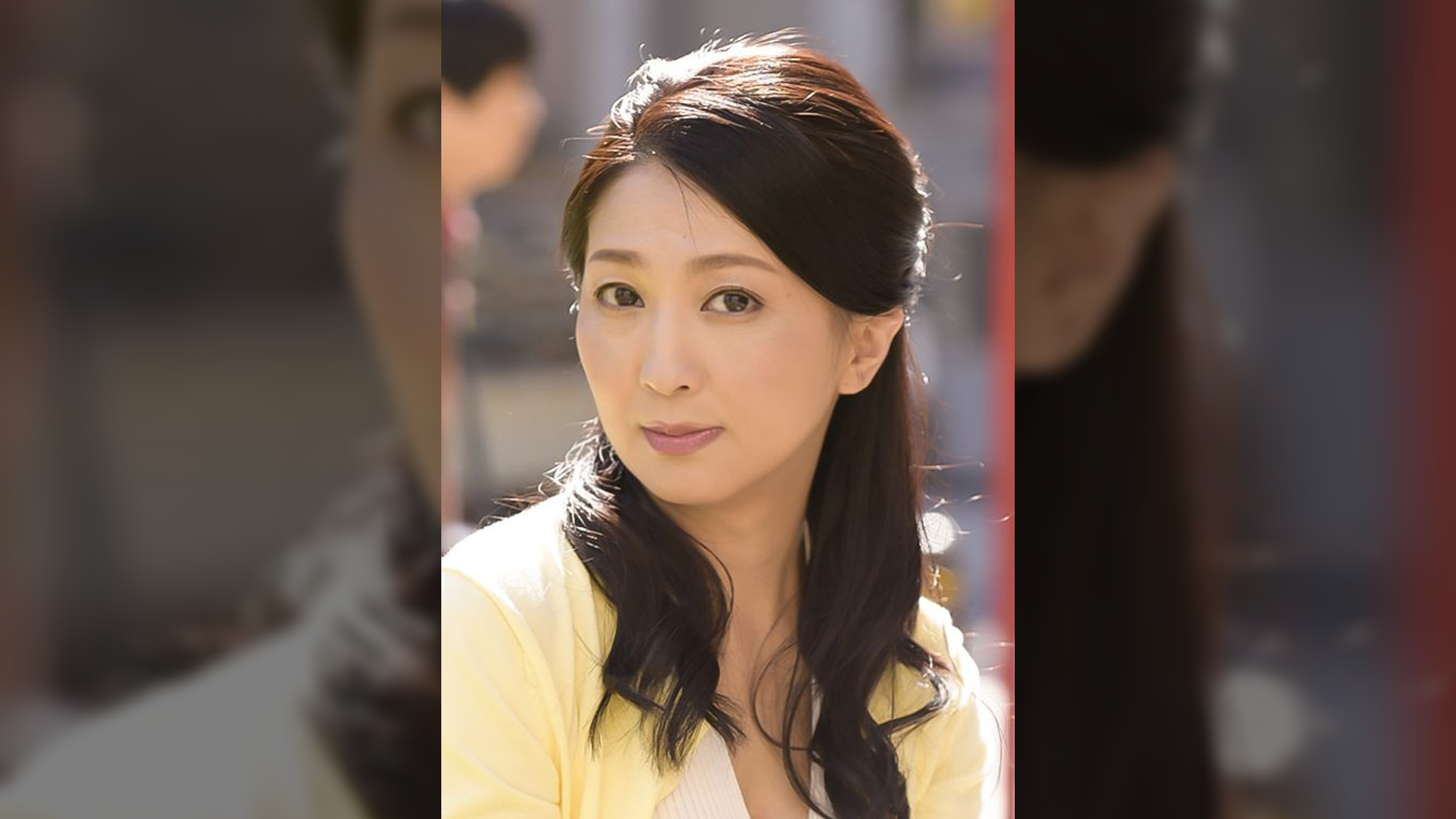 春日さん　５２歳　訳あり熟女妻