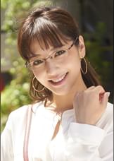 彩凪さん　３４歳　【セレブな奥さま】