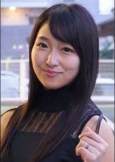 カオリさん　３２歳