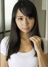 るい 2　25歳　人妻