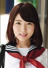 かな　18歳