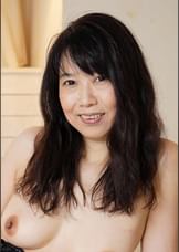 玲衣53歳