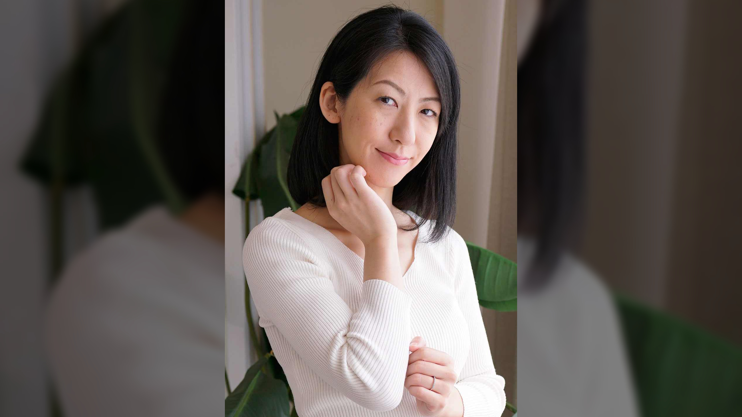 ひとみ　４１歳　人妻