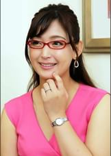 塔子さん　３８歳　眼鏡がお似合いの奥さま　【セレブ奥さま】