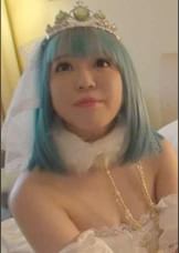 アニメ声の乳デカ女　２