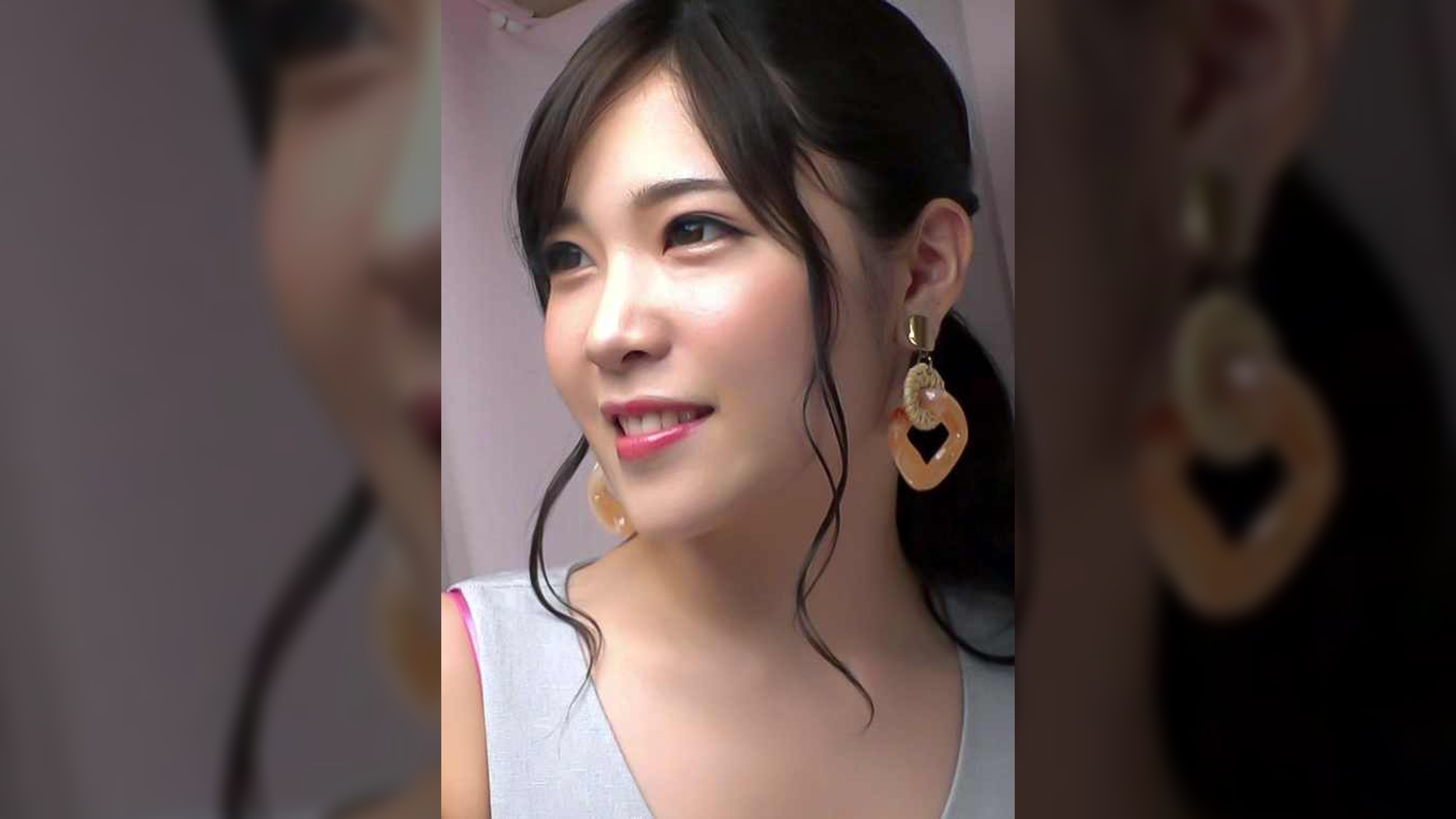 沙耶さん　３２歳　元ＣＡの意識高い系奥さまは微笑むように喘ぐ　【セレブ奥さま】