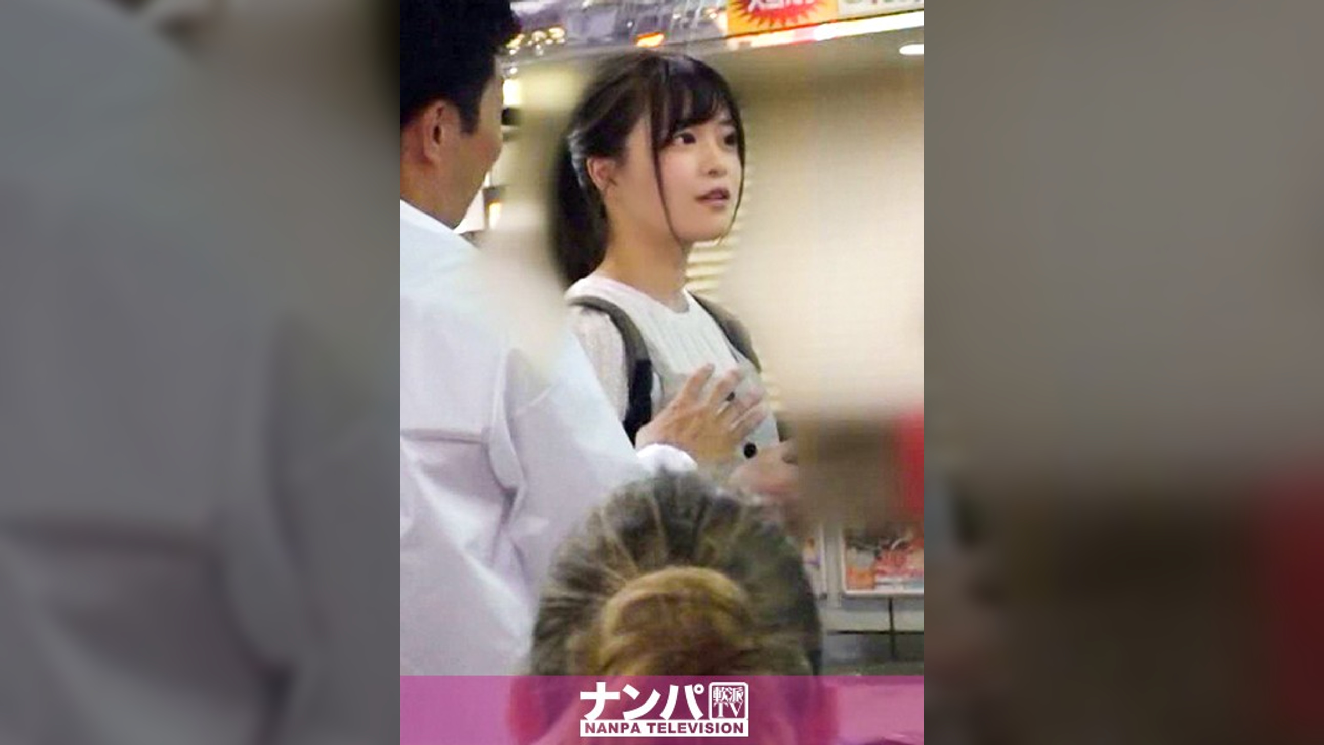 マジ軟派、初撮。 1386 渋谷で捕まえた超絶美少女をインタビューのテイでホテルに連れ込み！エッチな雰囲気に流されてセックス開始！ハードピストンに『もっとぉおお！！』と絶叫しながらイキまくるスケベ素人娘♪