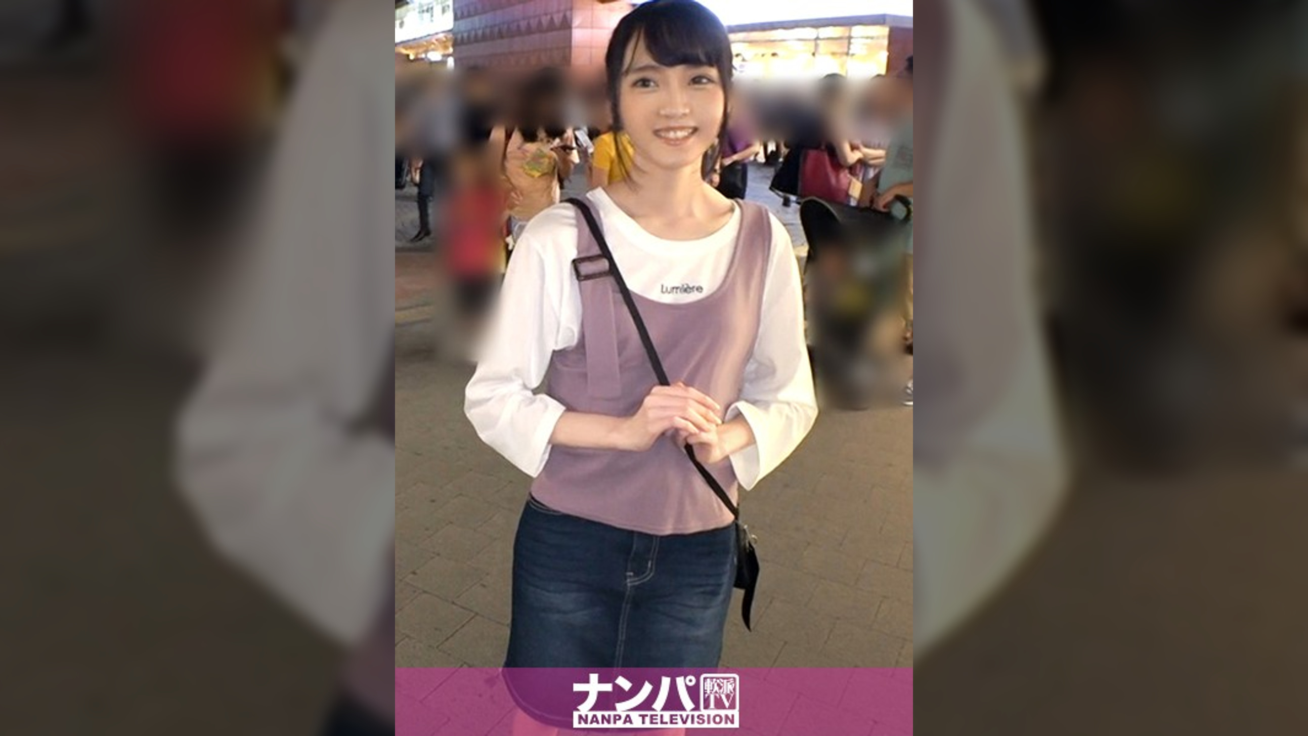 マジ軟派、初撮。 1395 駅前で声を掛けた色白美少女、セックス交渉すると断固拒否のガード固め女子だったので半ば強引に体に触れてみるとすぐに感じ始めて陥落ww美脚をビクビク震わせてうっとり顔で何度も絶頂する敏感女子に大変身！