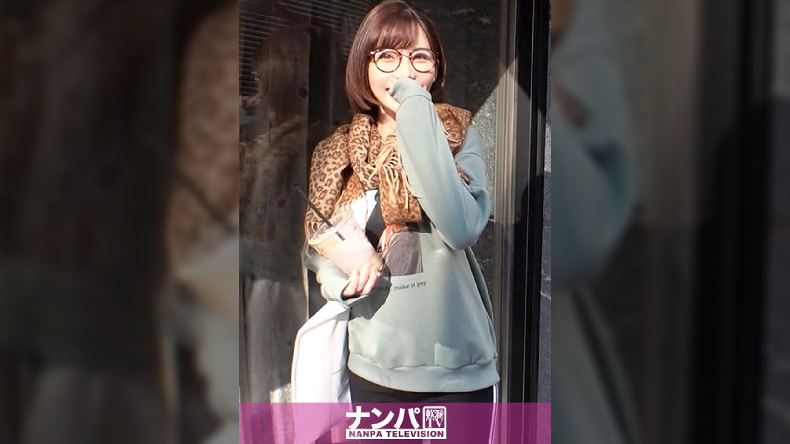 マジ軟派、初撮。 1426 新宿で土下座までしてナンパした顔もスタイルも超S級の美女♪「イヤよイヤよ」と言いながらもアソコはビッショビショ♪漏れ出す声が超エロく、ハードピストンで理性崩壊♪