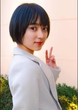 ショートカットのスレンダーＪＤ！他人のオナニー相談にうっかり欲情しちゃった！