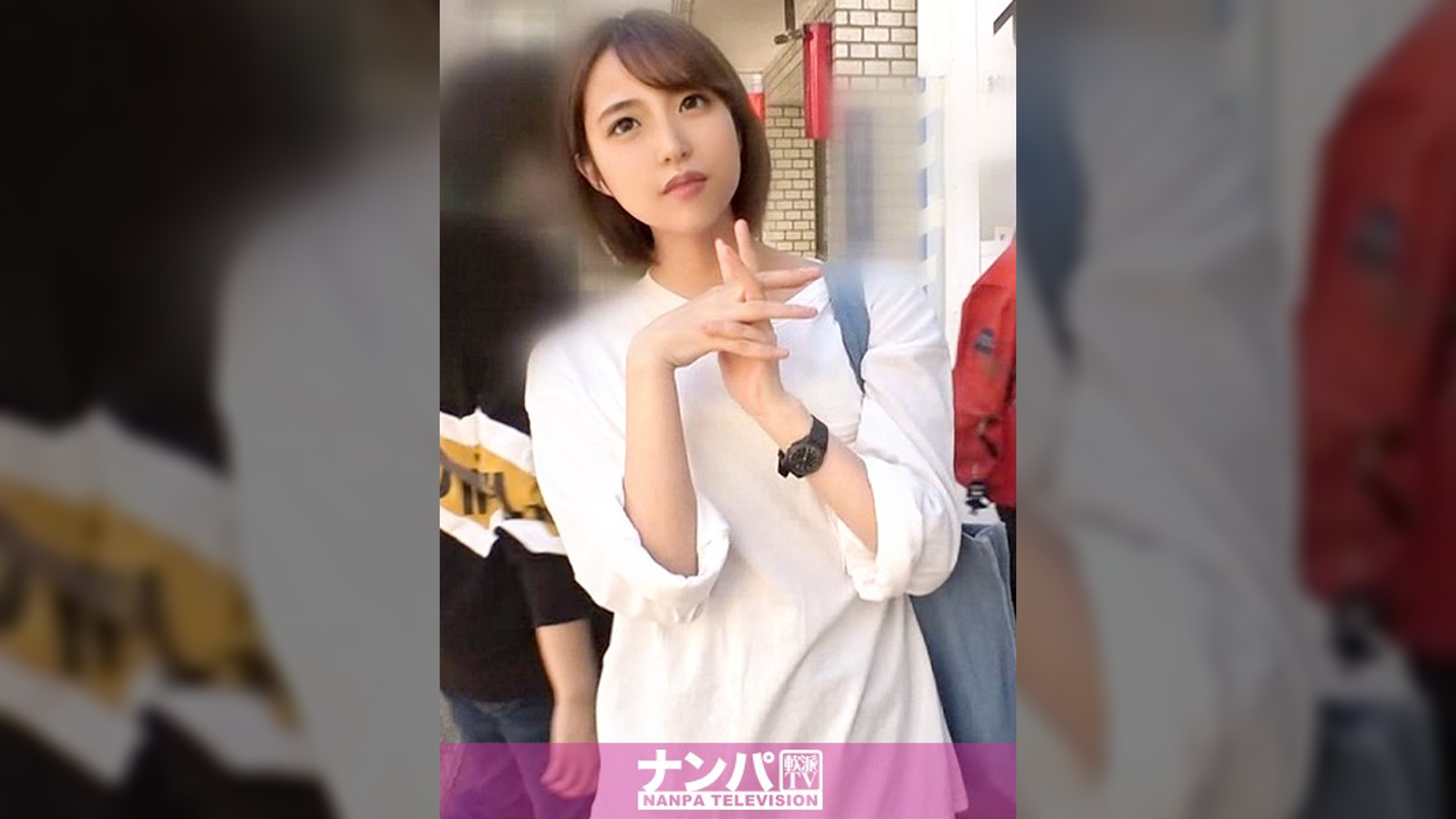 マジ軟派、初撮。 1422 人通りの少ない板橋で見つけたのは…ショートパンツにショートヘアのアクティブ系JD!「●●の単位がヤバい!!」急ぐ彼女を引き止めて、ホテルへ連れ込みエッチなイタズラを敢行!恥ずかしがる彼女の目の前に勃起チ●ポを見せてみた結果…!?