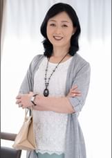 旦那とすれ違いの生活でセックスレス　まだまだ躰が疼く五十路妻の期待に応えてガツガツピストンでどっぷり中出しセックス！