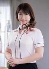 豊満BODYセラピストの巧みなテクニックを披露！お礼に巨根をねじ込み生中セックス！