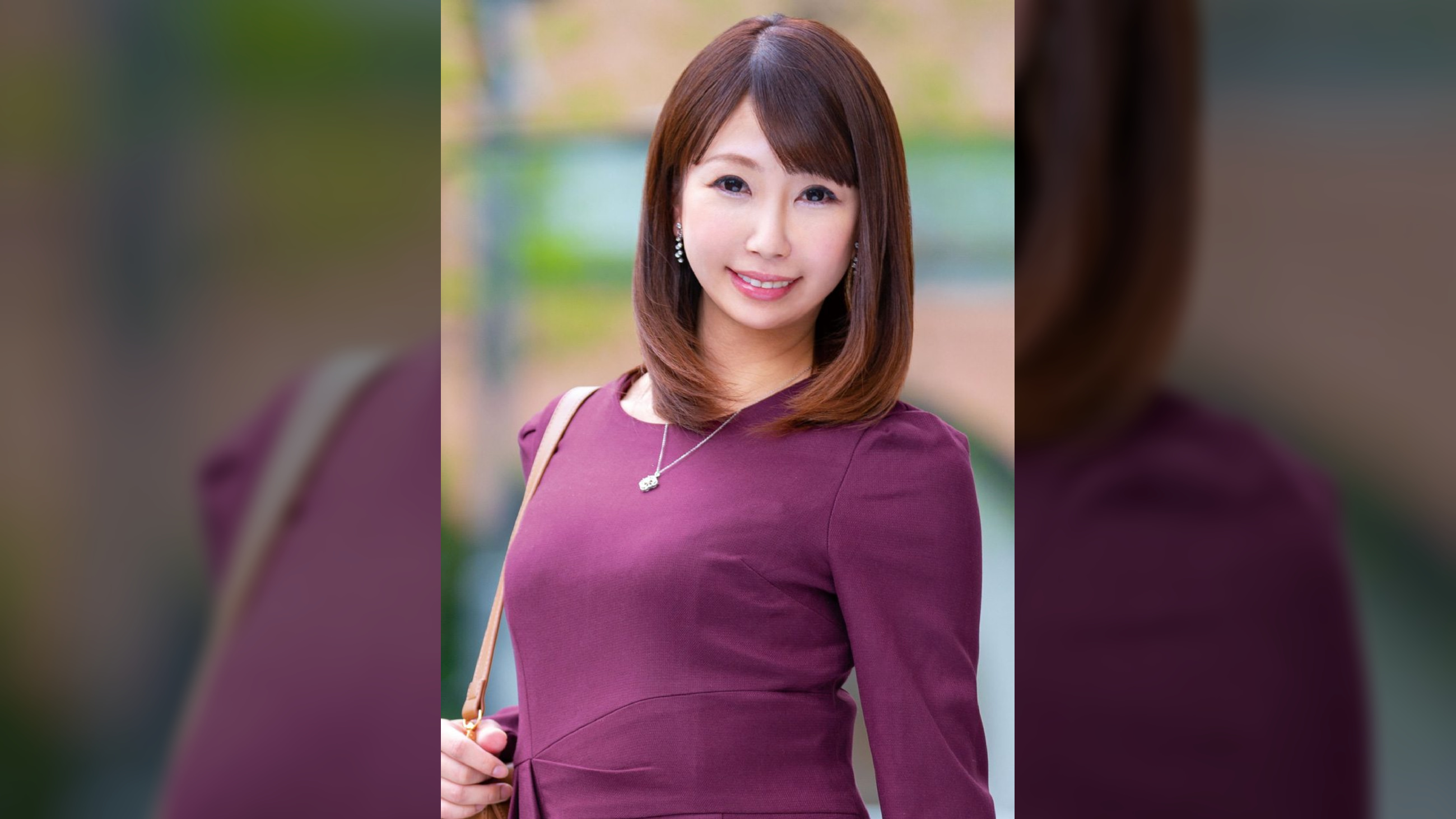 潮吹きまくりのイキまくり！セックス大好き美顔妻と同時イキ中出し性交