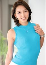 美顔からは想像できないデカ乳首！清楚系淫乱とのギャップも楽しめる不貞妻と種付性交！