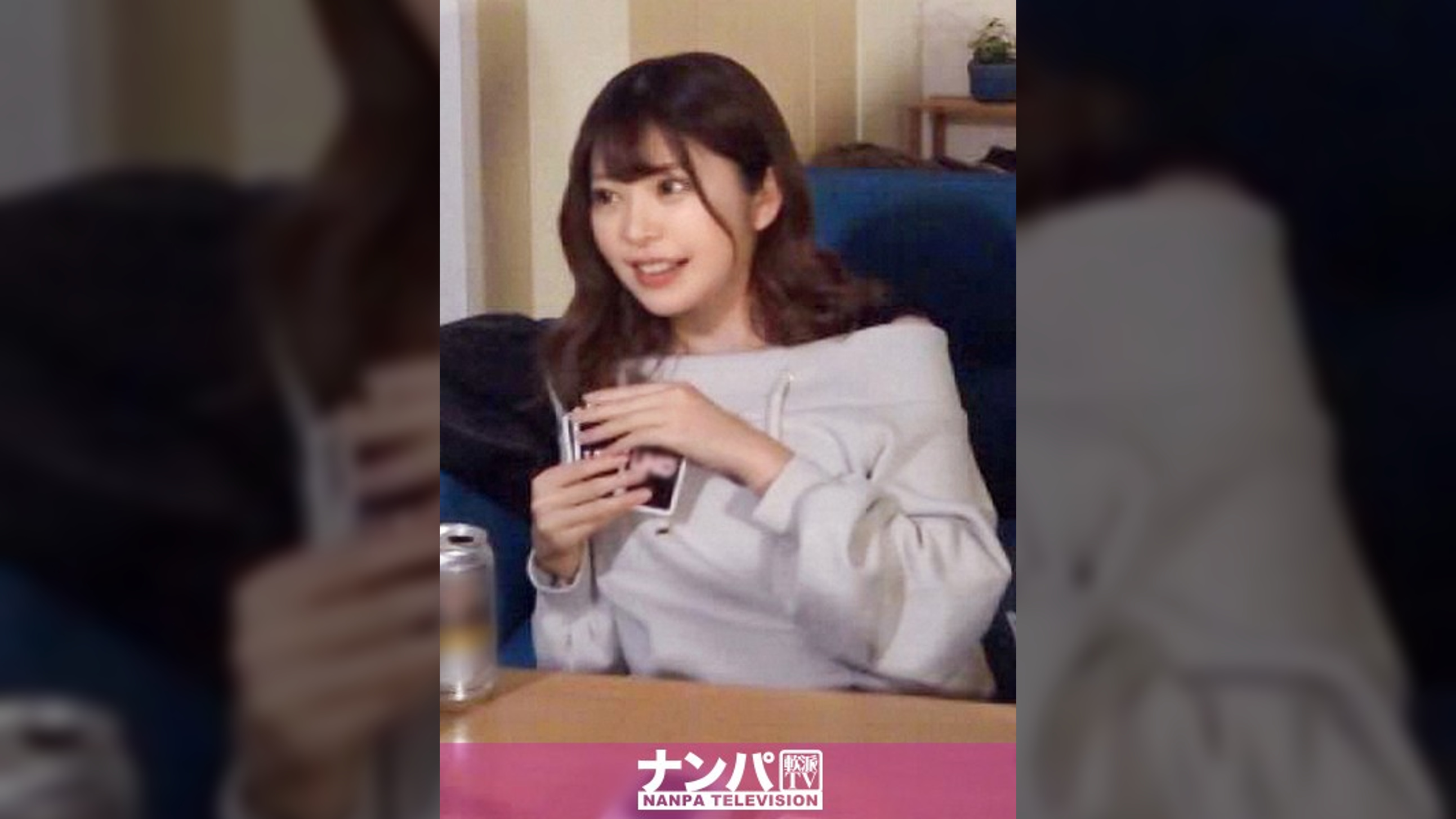 百戦錬磨のナンパ師のヤリ部屋で、連れ込みSEX隠し撮り194「脱衣」を賭けたカードゲーム中に先輩が寝ちゃった...取り残されたキャミ姿の先輩のオンナと僕。この誘惑に耐えきれず恐る恐る手を出すと、先輩のオンナもやる気満々wオンナの喘ぎ声とイヤらしいパコパコ音が響き渡る先輩の部屋で、先輩のオンナを腰をガクガク震わしてイカセてしまった僕(汗)