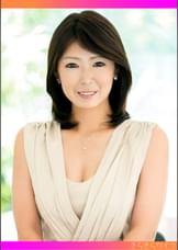 潮噴射四十路妻　肉付きのいいお尻鷲掴み　フィニッシュは大好きな正常位で特濃精子を注がれ歓喜！