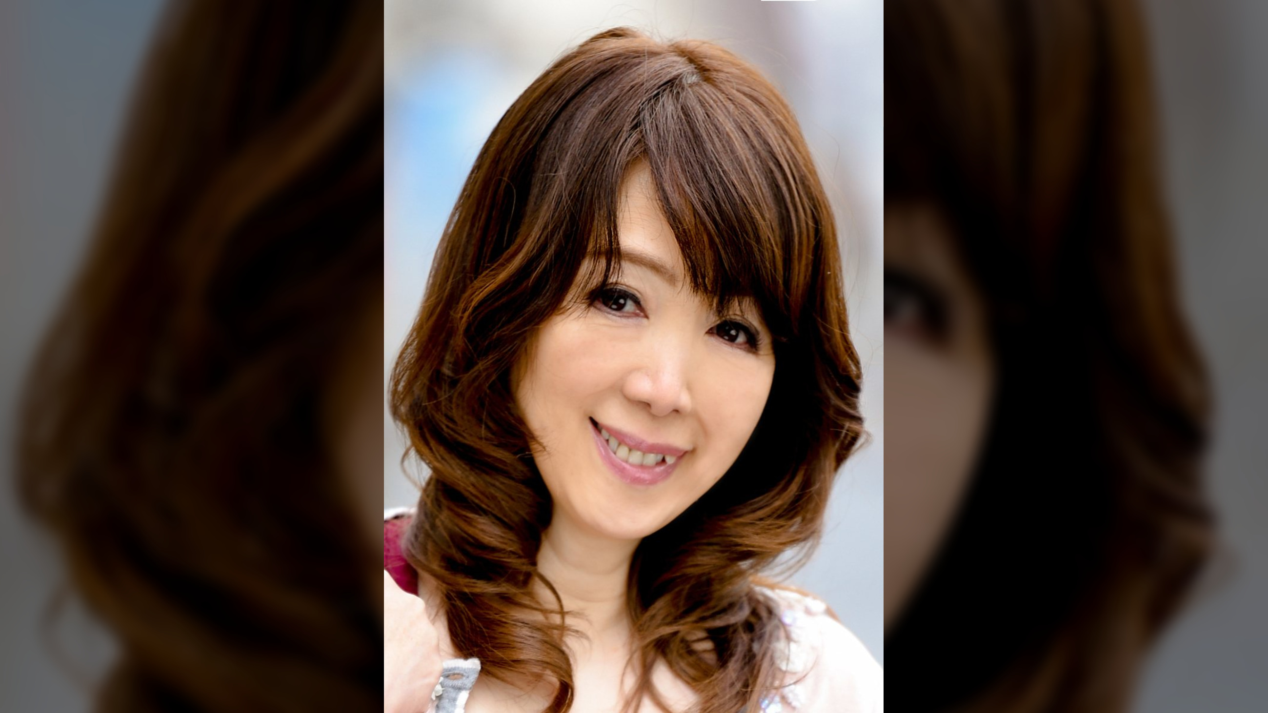 幸恵(60歳)薄いピンク