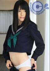 カメラを見つめる瞳がエロい●●少女のセックスはイヤラシ過ぎましたぁ～！！