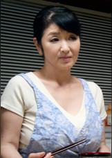 美都子（52歳）告白で振られた息子を慰めて…