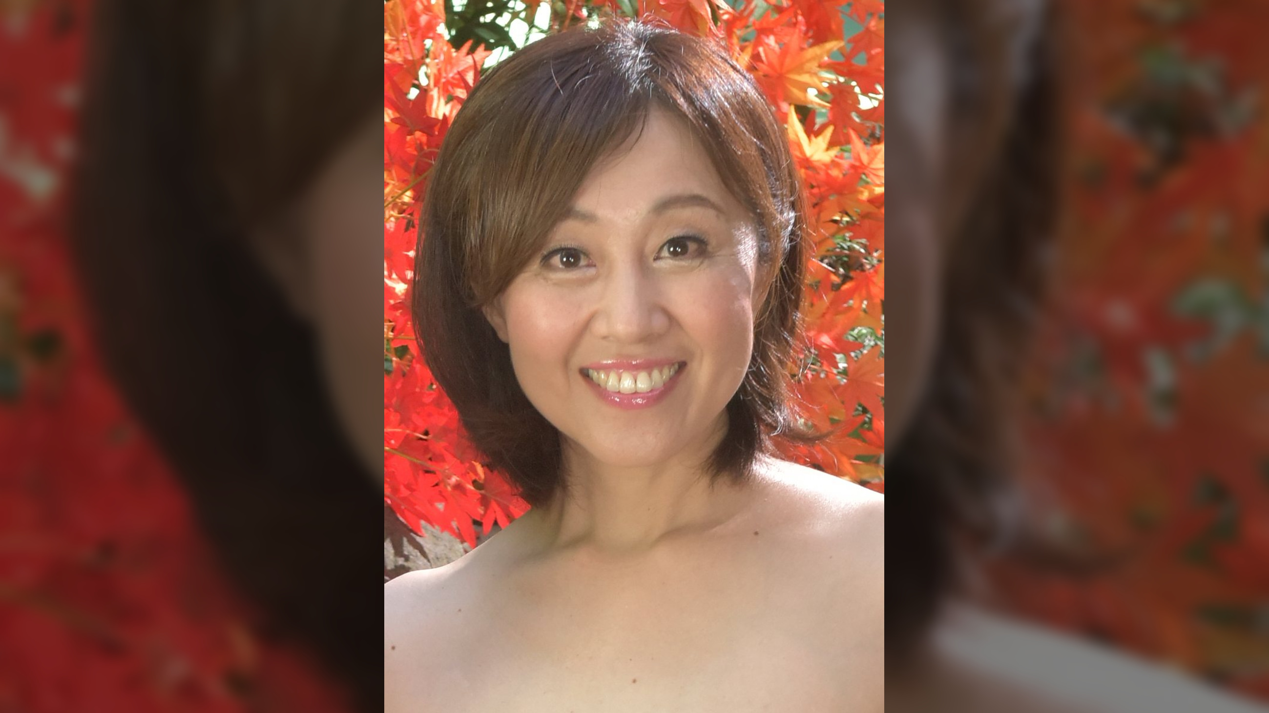 和美(51歳)露天風呂の自慰行為を覗かれて…
