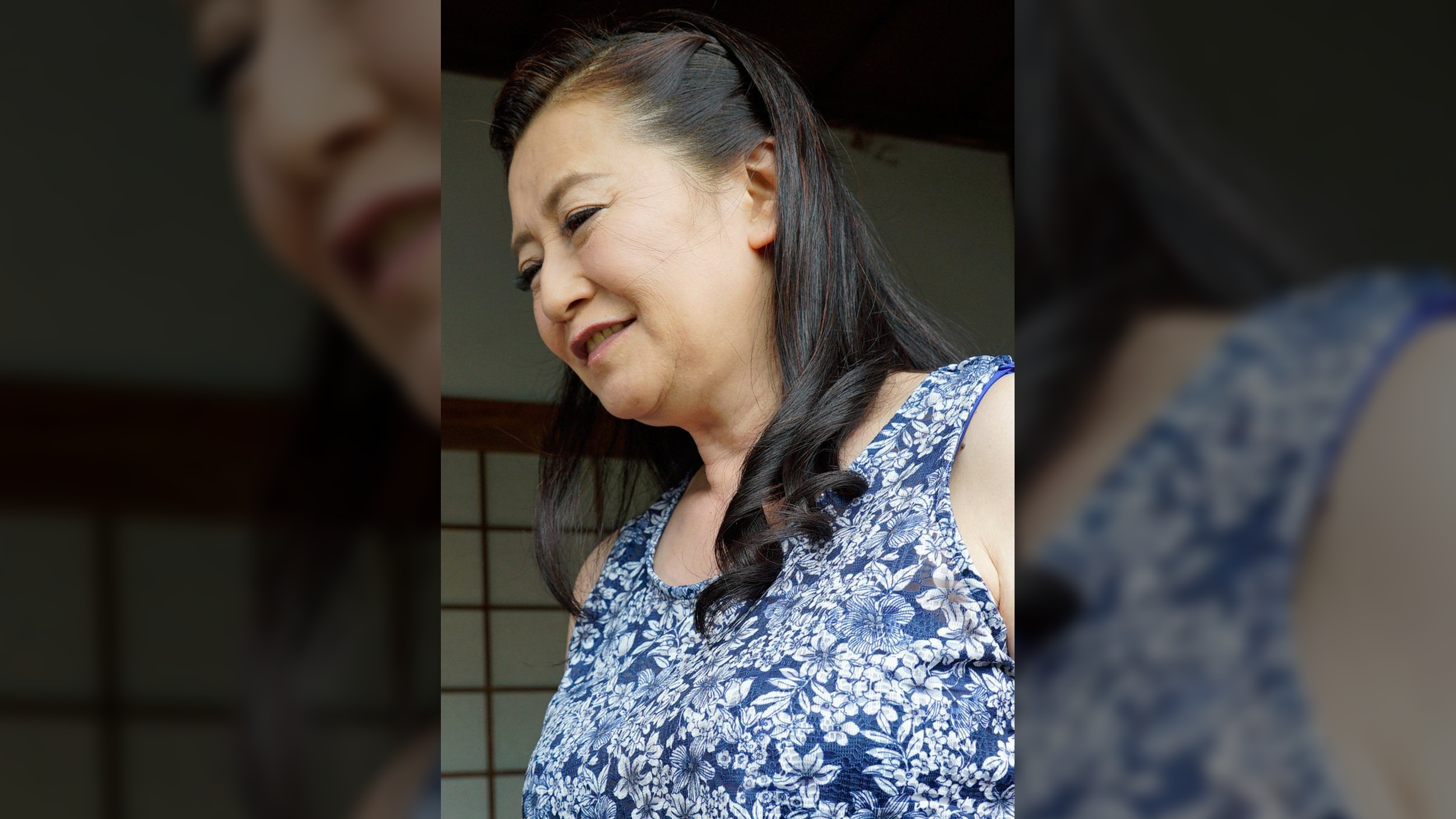 麻子(60歳)