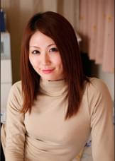りこ（40歳）色白美乳
