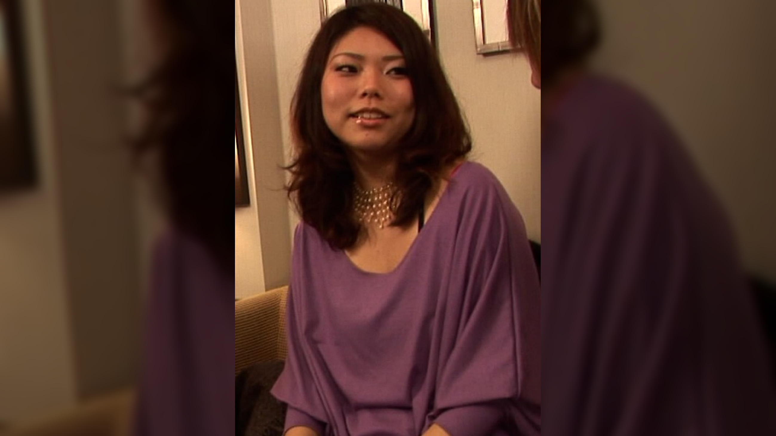 街で見かけた服の上からでも巨乳とわかる美形ちゃんをナンパしてホテルにお持ち帰り　2人のナンパ師に半ば強引に弄られるドスケベ開花！