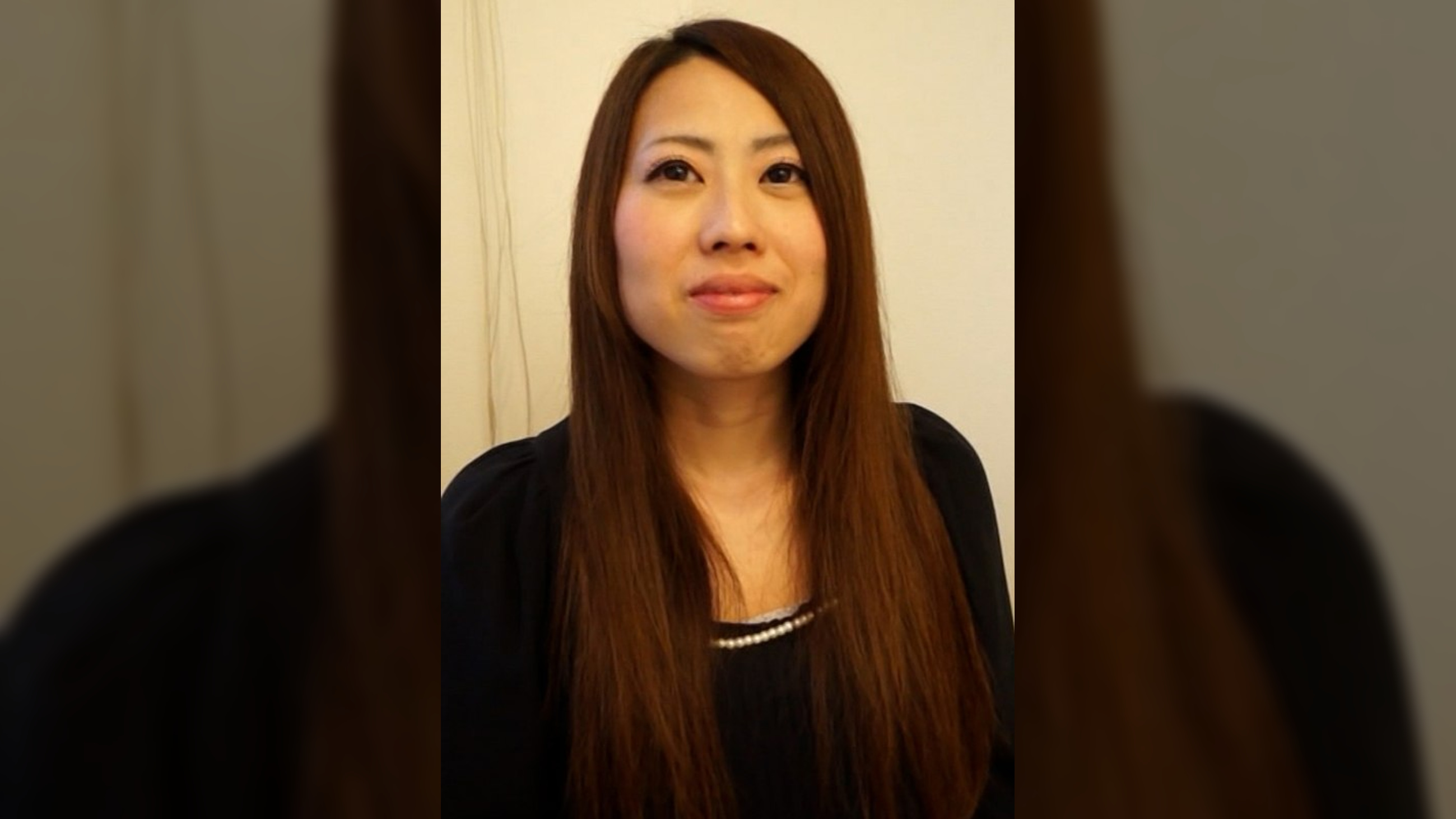 町田で見つけた綺麗な奥様！ブラジャー見せてからレロレロキスでスイッチが入り性欲は止まらない⁉