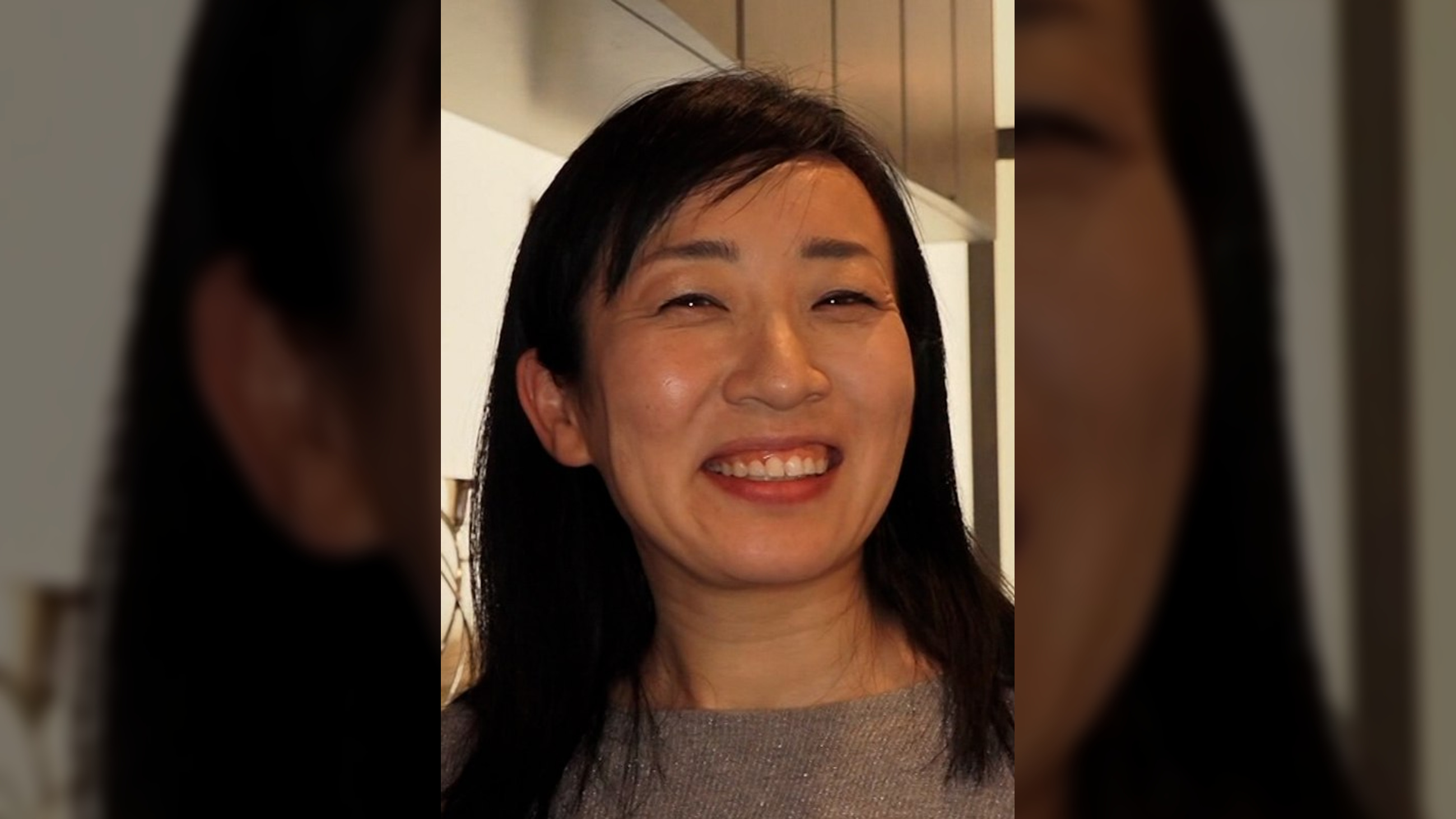 若い甥っ子のキスに欲情した叔母さんのオナニーを目撃‼昼下がりの情事に乱れる清楚な人妻