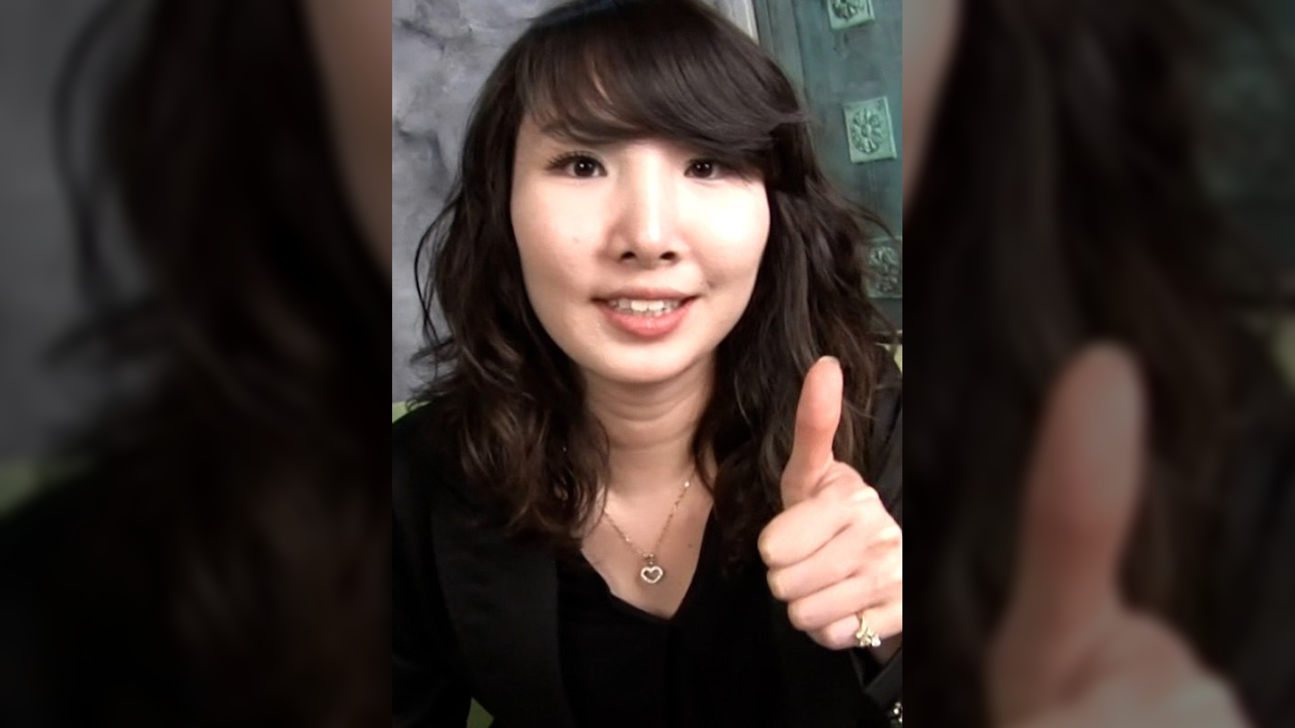 韓国街角ナンパ！アンケートに協力してくれたお礼に日本式マッサージをプレゼント！乳首マッサージに爆笑しつつも感じはじめ…