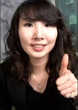 韓国街角ナンパ！アンケートに協力してくれたお礼に日本式マッサージをプレゼント！乳首マッサージに爆笑しつつも感じはじめ…