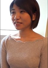 ショートカットが良く似合う若妻さん、お金よりエッチに興味！初の●●に性欲爆発！本能丸出しSEXに爆乱れ！！