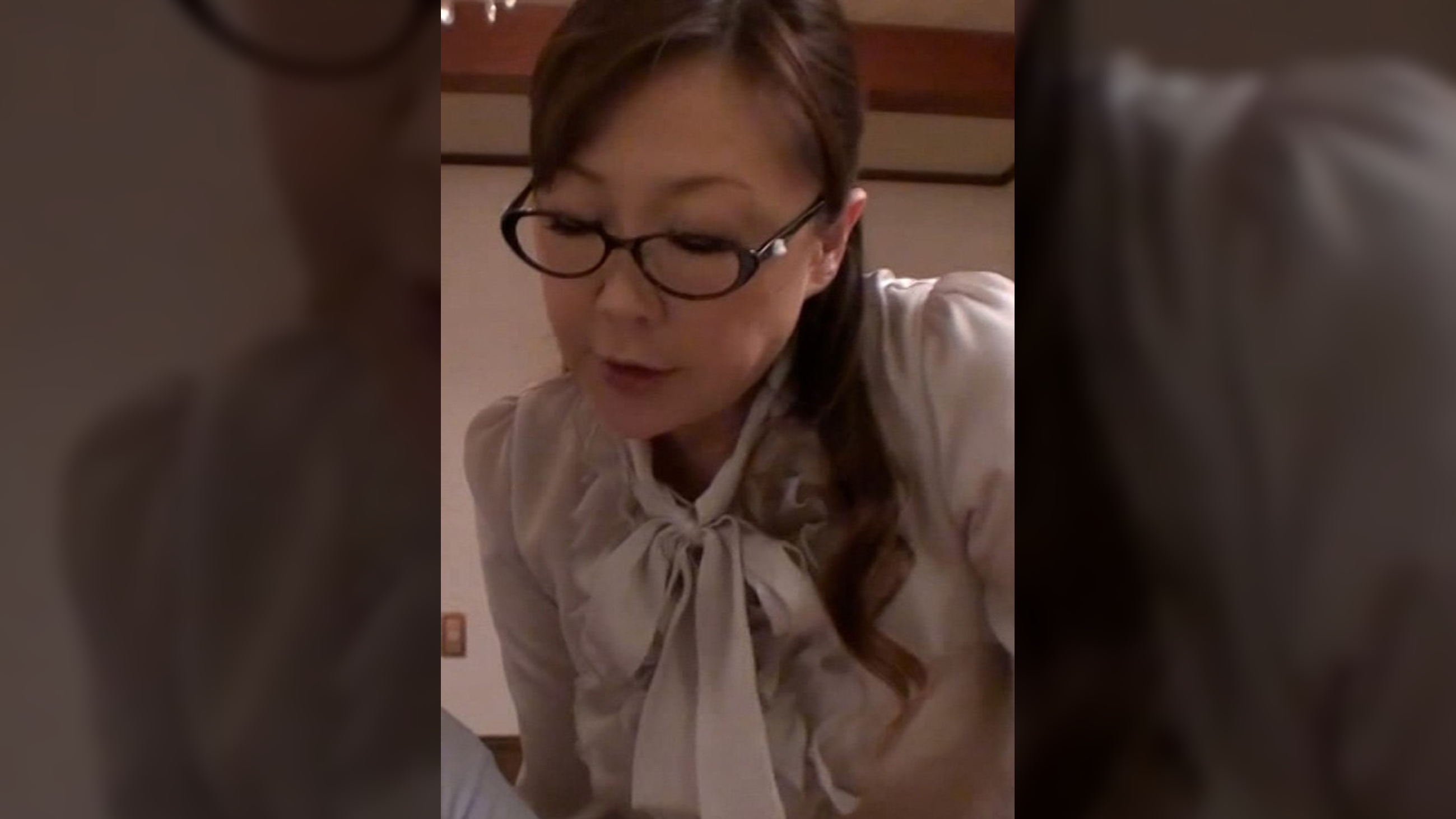 成績が落ちた息子の為に一肌脱ぐ母！教育ママは息子の性欲を管理して射精に導く！
