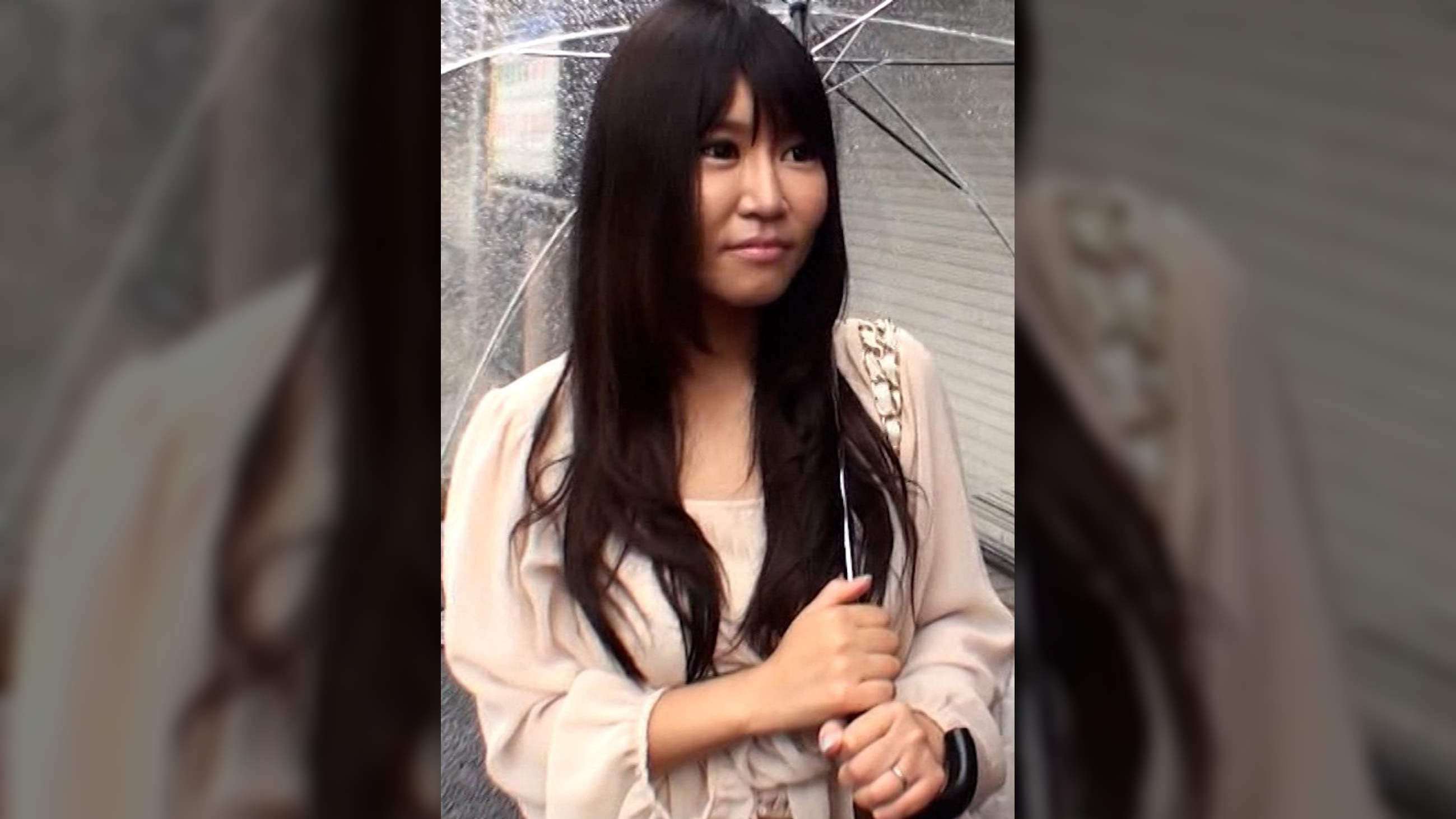 人妻の危険なアルバイトをやらせでいいので謝礼を出すので協力してください！そんな声掛けについてくる人妻はパイパンマ〇コがテカるやりたい盛りの淫乱奥様！
