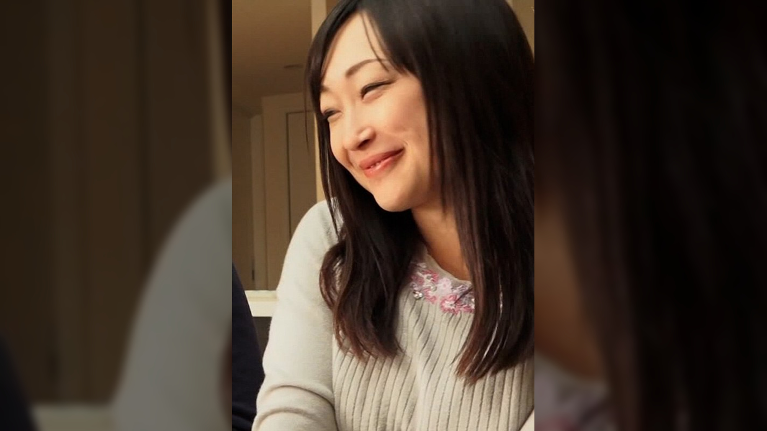 パート先のアルバイト学生と不倫してしまう人妻。