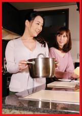 目黒区に住むセレブな母娘が娘の為に雇った家庭●師の色仕掛けにハマってしまう。色白でグラマラスな母りほは清楚で勉強も出来る娘まゆみはち〇ぽの順番待ちで尻を振る哀れでエロい母娘