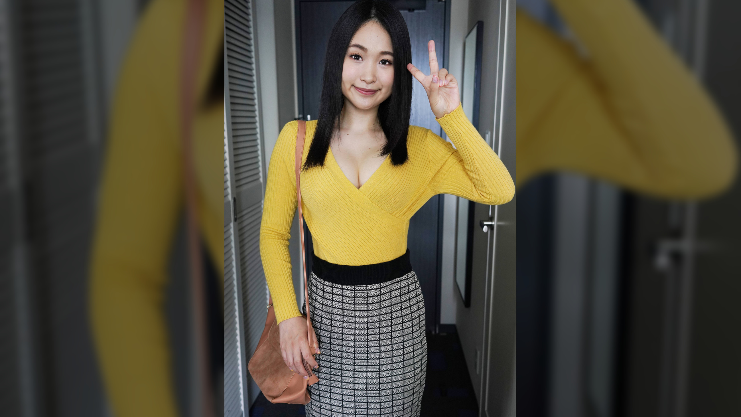 地味顔スタイル抜群巨乳素人娘