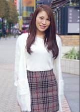 おっとり口調のIカップ元秘書人妻 とうか27歳