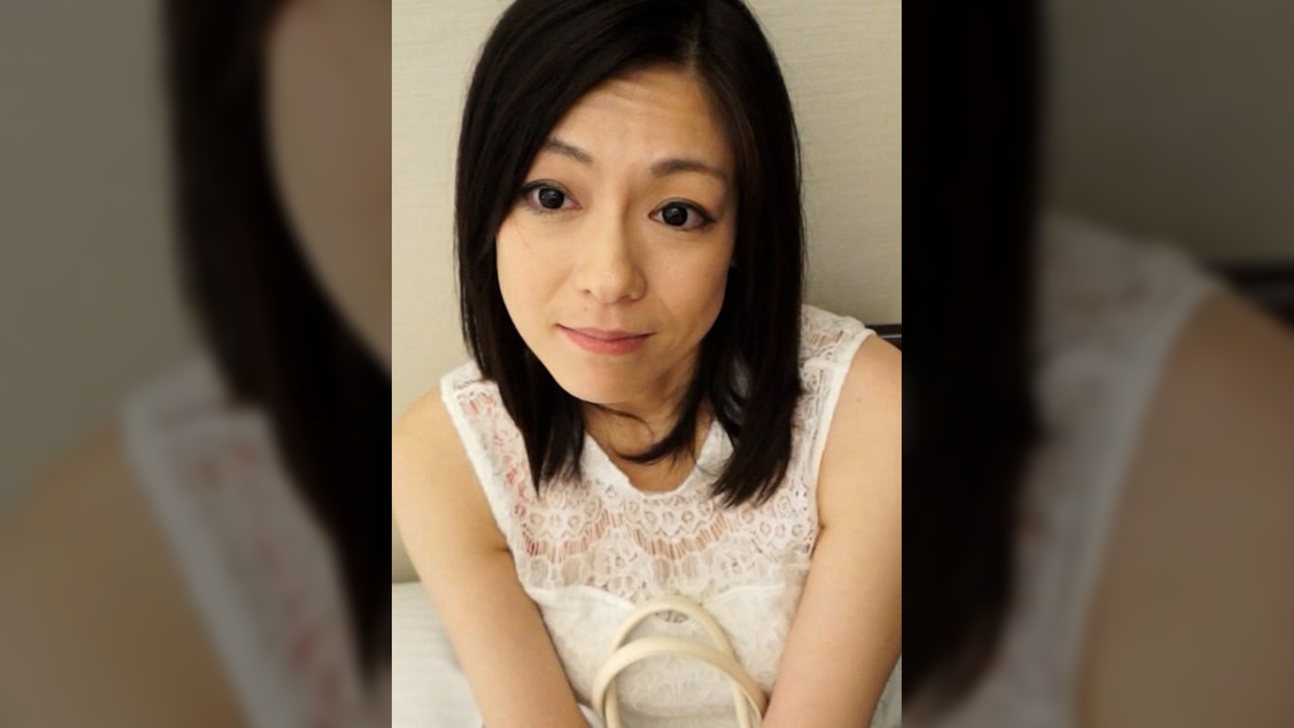 不倫インタビューでホテルに連れ込まれ…不倫をしてくれる奥さん大募集中になし崩し的に他人棒SEX！