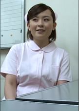すぐやらせてくれる看護師がいるという病院で深夜に口説いてみると…