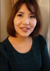 結婚３年目の奥さんは仲はいいけどSEXは月1～2回と欲求不満。不倫願望がある奥さんをホテルに連れ込み即SEX