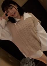 長崎から上京してきた19歳の小動物的な可愛さをまとうERIKAちゃん！小悪魔的無邪気な笑顔でチ〇ポにしゃぶりつきエロさ全開の美少女と個撮嵌め撮りSEX