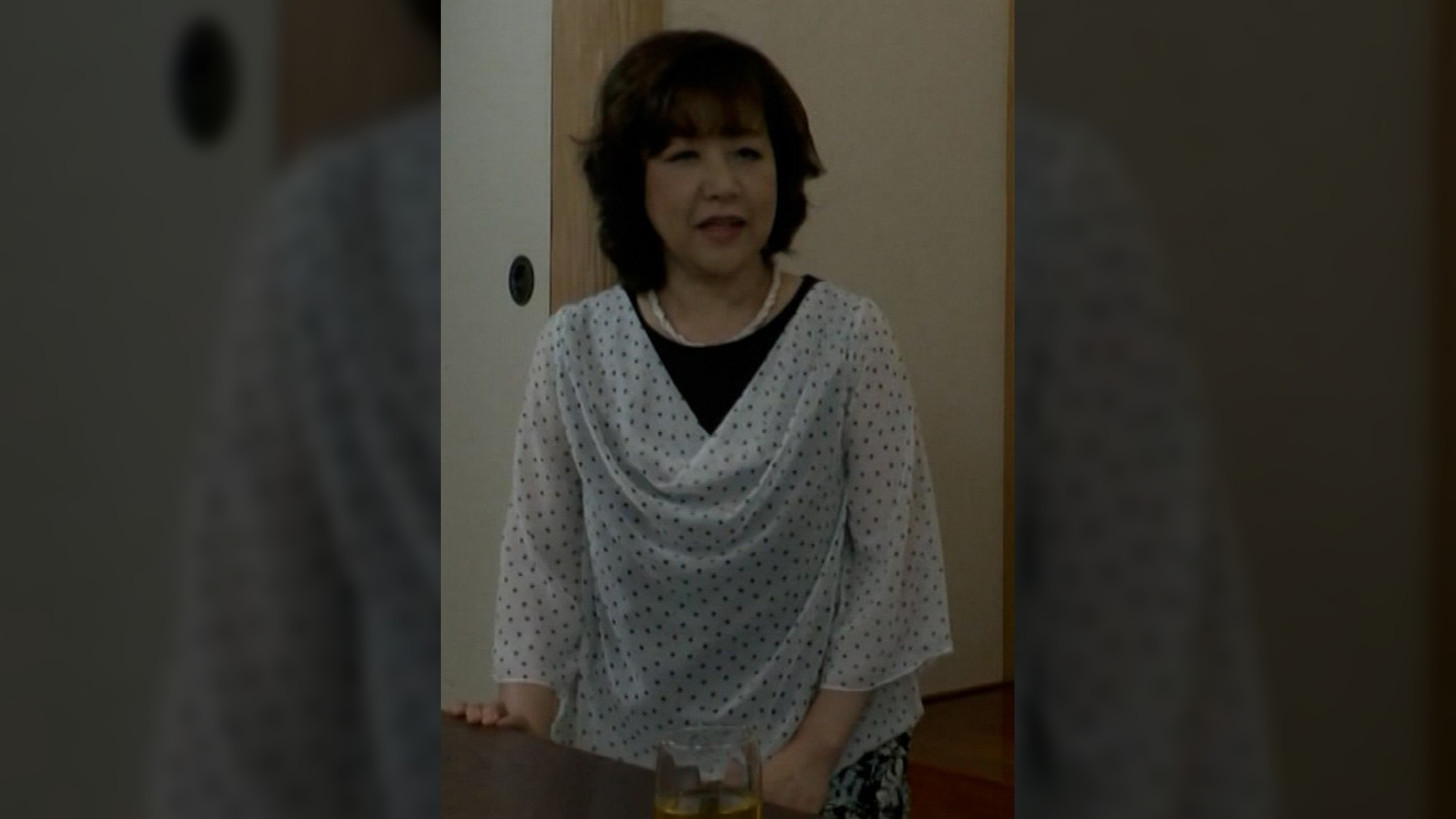 女房のいない隙に媚●を盛って浮気SEXのつもりが…女房に媚●を●まれて濃厚SEX！