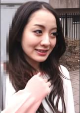 アンケート調査と偽り車に誘い込みなし崩し的に生挿入を受け入れる欲求不満奥様の発情SEX！