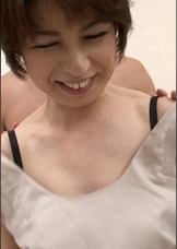 Eカップの熟女奥様は最近ご無沙汰のSEXに●いしれ不貞SEXに堕ちていく…