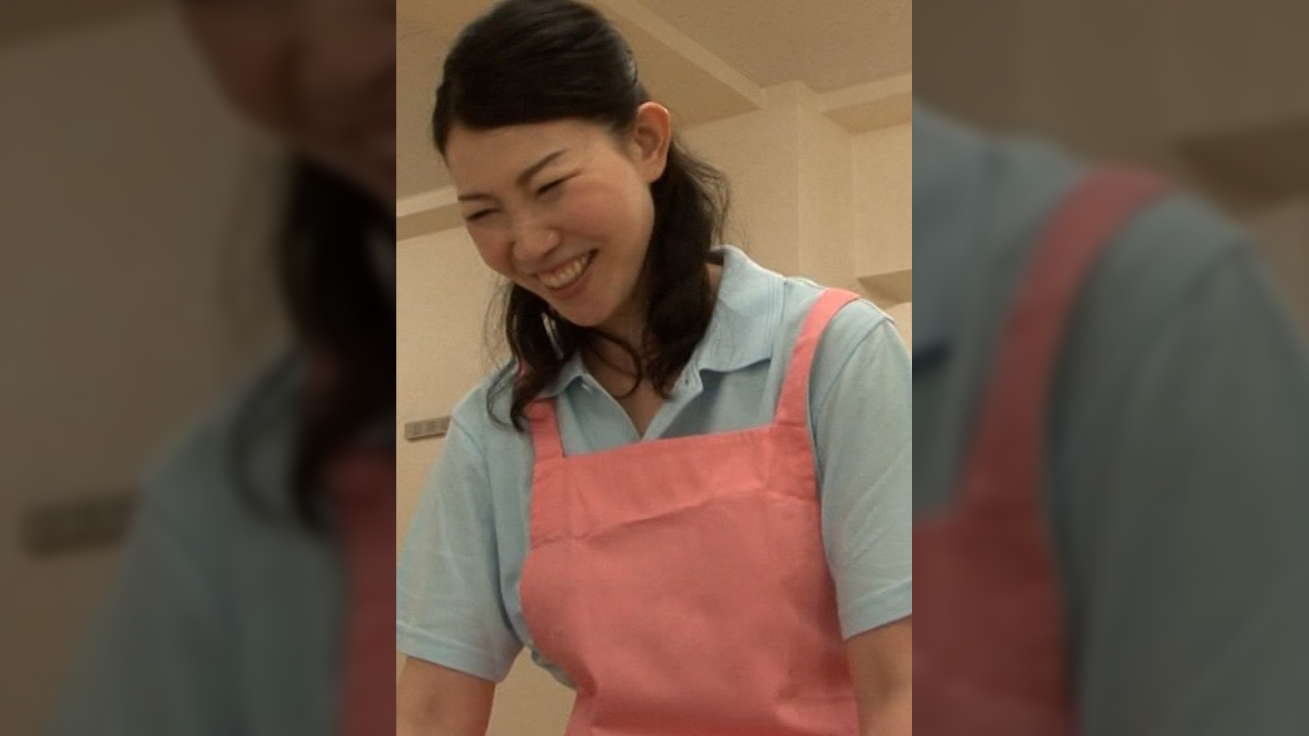 ノリの良い介護ヘルパーはおじいちゃんのチ〇ポも介護してフェラヌキしてくれる⁉